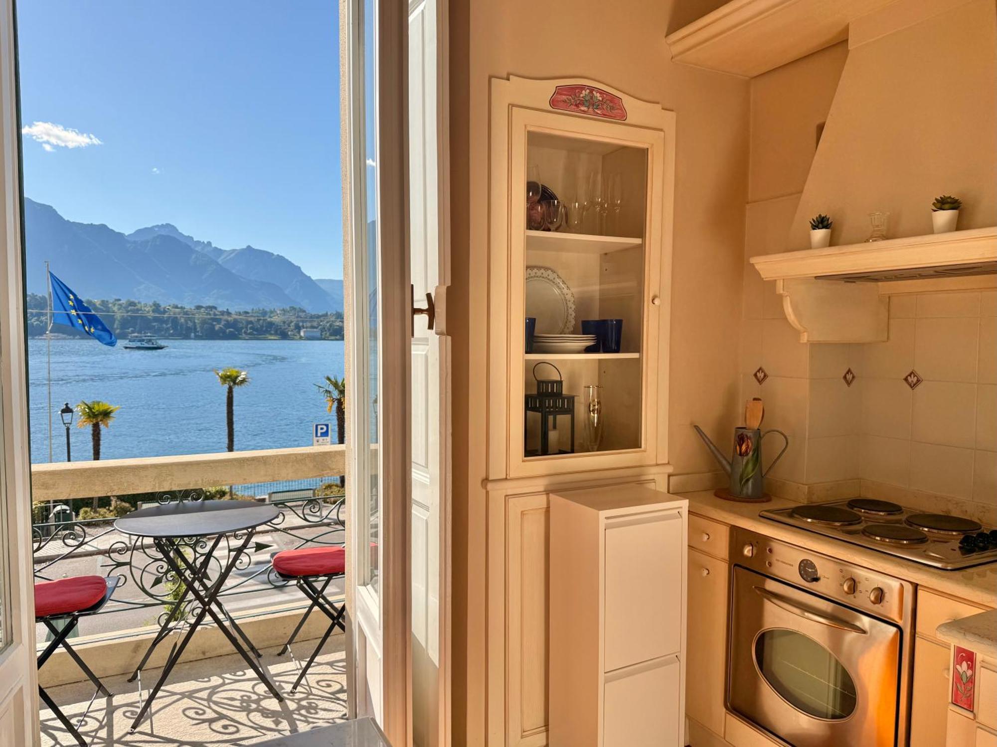 Belle Ile Lake View Suite Cadenabbia Екстериор снимка